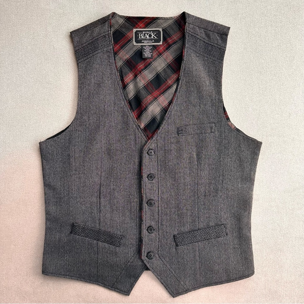 Buckle Black Men's Gray Vest with Red & Black Plaid Lining. Medium.